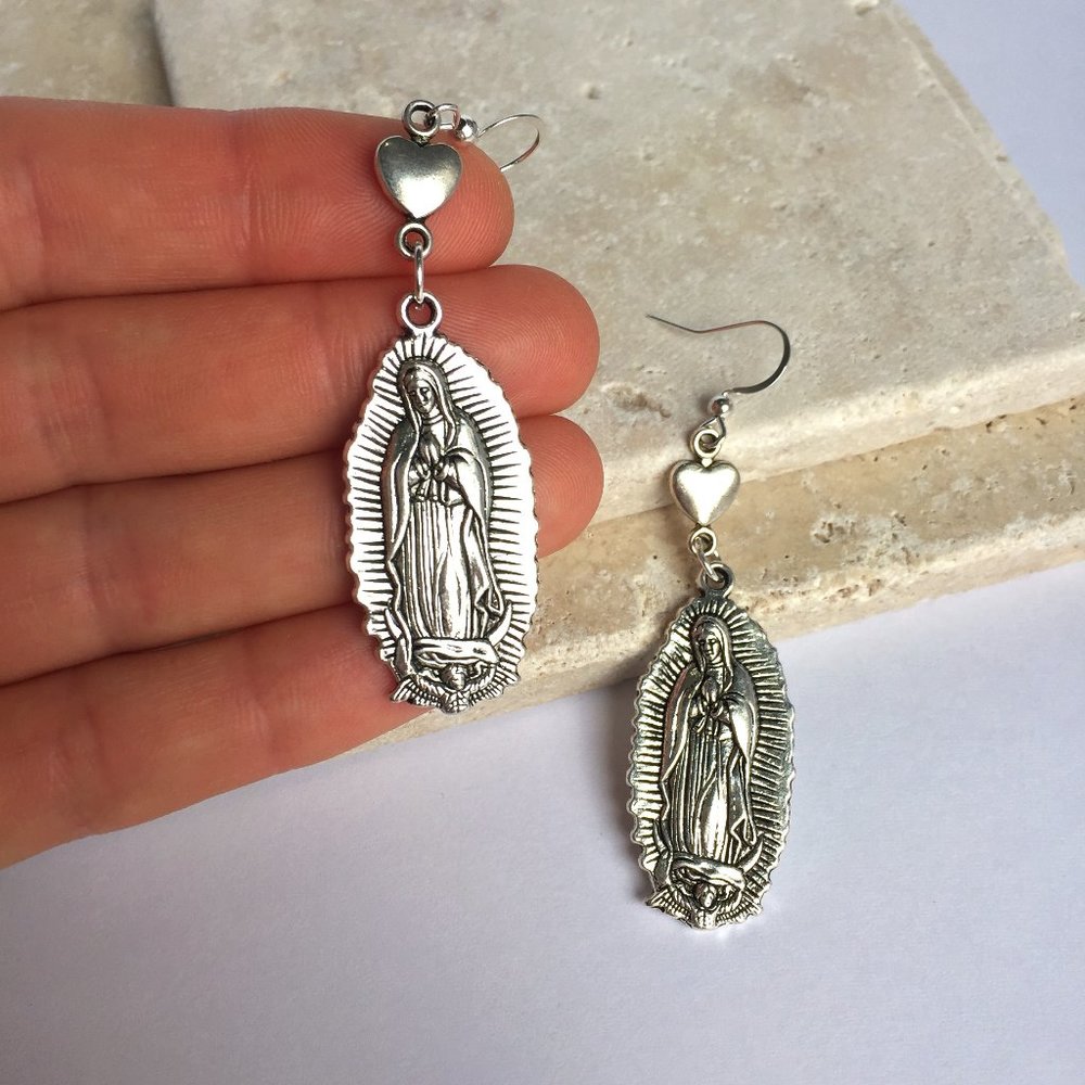 Silver Virgin Mary Heart Earrings - Picture 5 of 7